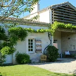 Private Hamlet In Sud Perigord *