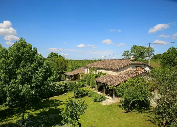 Private Hamlet In Sud Perigord Feriehus Monflanquin